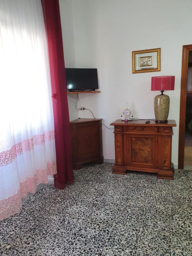 Appartamento A Telti Con Giardino Privato E Posto Auto エクステリア 写真